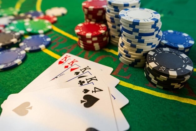 In-game controls for Poker Indonesia on rolet303 slot Betting interface showing rolet303 slot Poker Indonesia game controls